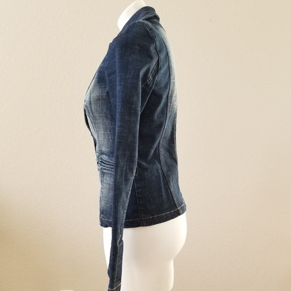 Jean Jacket - Picture 2 of 10